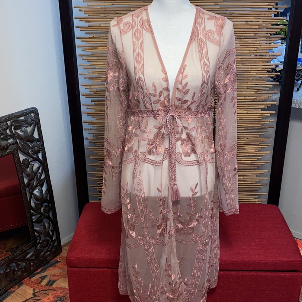 Cover-Up/Jacket/Robe - Picture 1 of 9